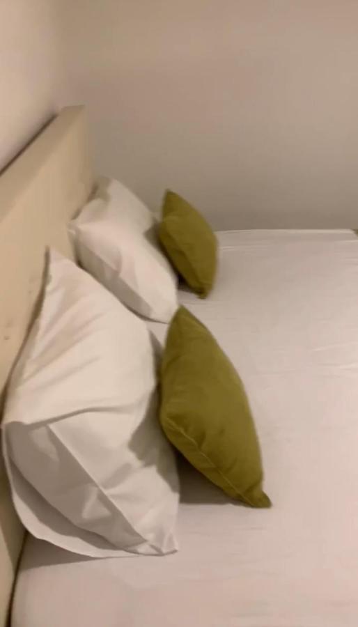 Apartmani Nela Sutomore Eksteriør billede